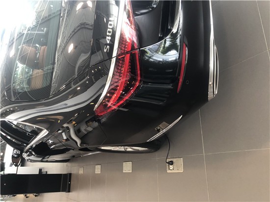 奔驰S400商务与S450豪华型配置解说    