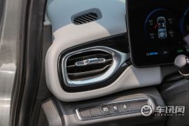 广汽新能源-Aion V-进化版 70 智享科技版