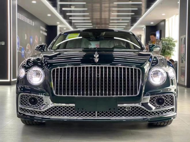 21款宾利飞驰4.0强劲动力商务豪华座驾