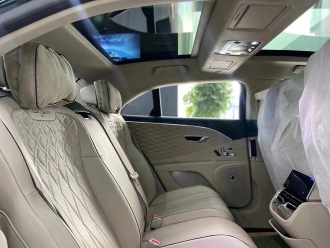 21款宾利飞驰4.0强劲动力商务豪华座驾