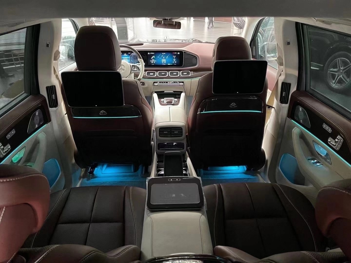 梅赛德斯奔驰迈巴赫GLS600报价及图片  