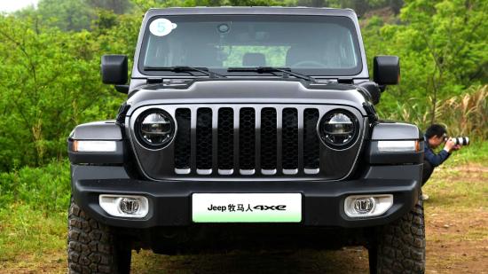 为了低油耗多花5.5万，买Jeep牧马人插混版值不值？