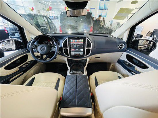 奔驰威霆改装多少钱 做工好 开车没烦恼