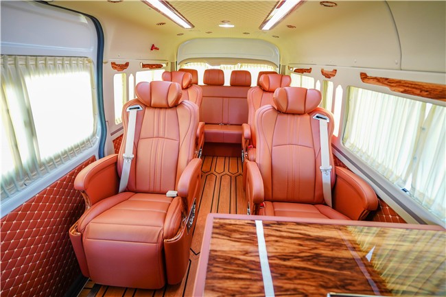 丰田海狮是一款创造舒适商旅享受的车型