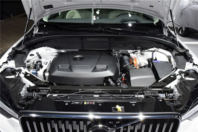 武汉沃尔沃XC60新能源综合优惠7.8万元 现车齐全