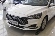 长安福特-福克斯-三厢 EcoBoost 180 自动锋潮型