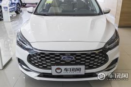 长安福特-福克斯-三厢 EcoBoost 180 自动锋潮型