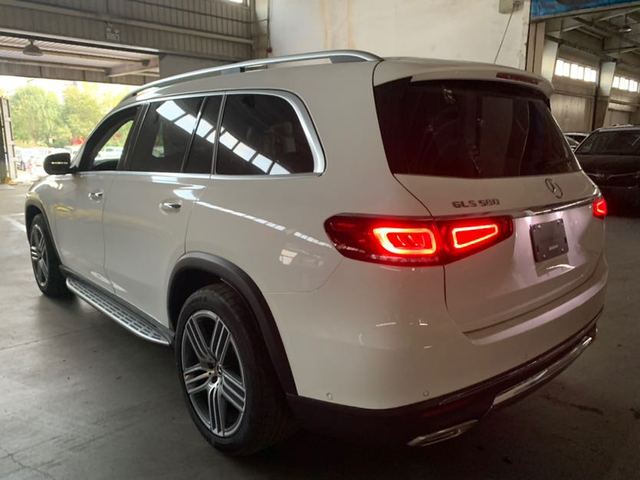 21款奔驰GLS580国六全新上市 报价144起