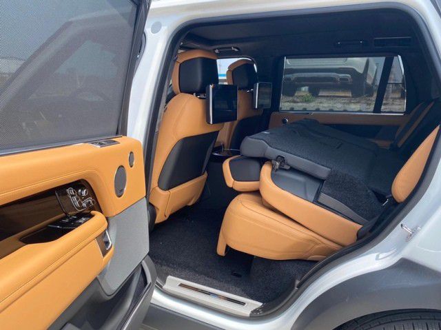 路虎揽胜行政3.0汽油创世加长顶配价格 