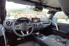 北京汽车-北京BJ40-2.3T 自动四驱刀锋英雄版至尊型