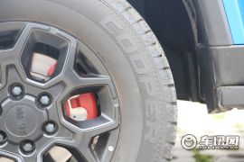 北京汽车-北京BJ40-2.3T 自动四驱刀锋英雄版至尊型