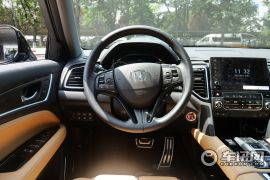 东风本田-本田UR-V-370TURBO四驱尊享版