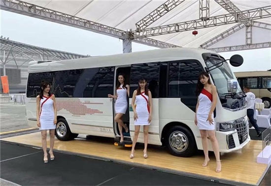 丰田考斯特12座价格 匠心精神独特尊贵