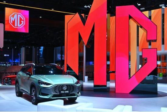 新知达人, MG潮品团：MG ONE首亮相 MGXPOWER性能猛