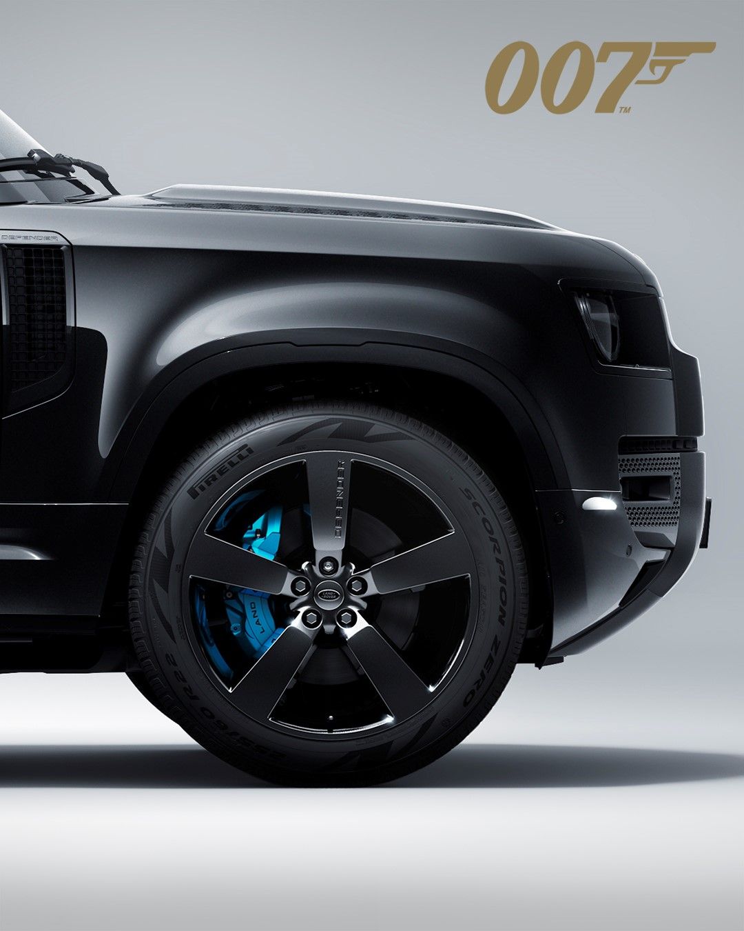 携手电影《007：无暇赴死》 全新路虎卫士推出V8 007典藏版