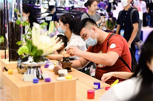 玛奇朵领跑智混新赛道 复古潮驾蓉城圈粉