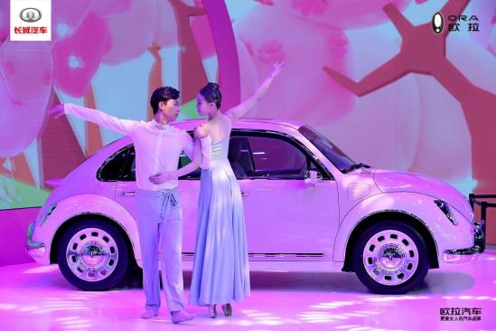 欧拉，生于她时代更高于她时代              