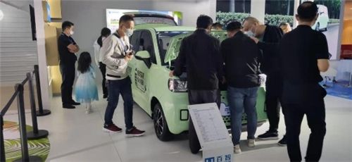 比五菱MINI大两圈，2.58万大熊、大猫更值！