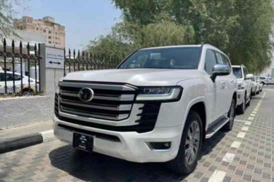 新知达人, 酷路泽LC300即将开售 国六 预售价超90万 预计明年交付