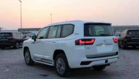 新知达人, 酷路泽LC300即将开售 国六 预售价超90万 预计明年交付