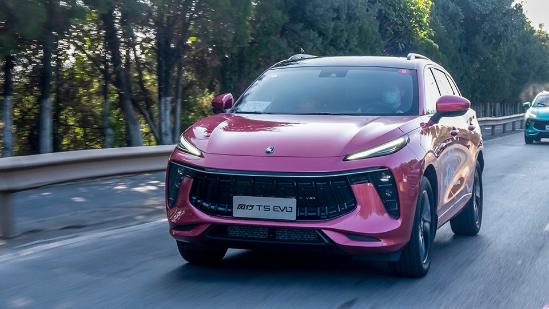加油站之敌？我在大理把风行 T5 EVO开出3.6L