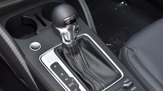 新款奥迪Q2L:低配虽然更划算,但女生买就不推荐