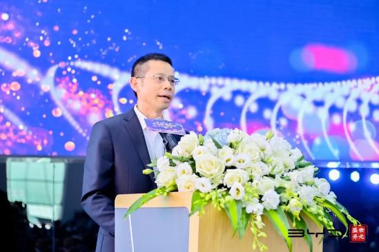 聚力出击 再迎征程 | 厦门盛世开元比亚迪鹭岛联动开业