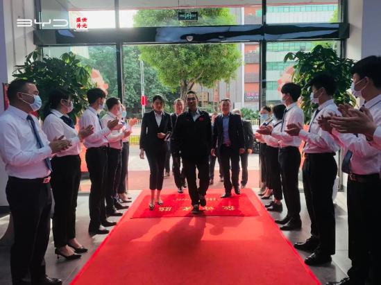 聚力出击 再迎征程 | 厦门盛世开元比亚迪鹭岛联动开业