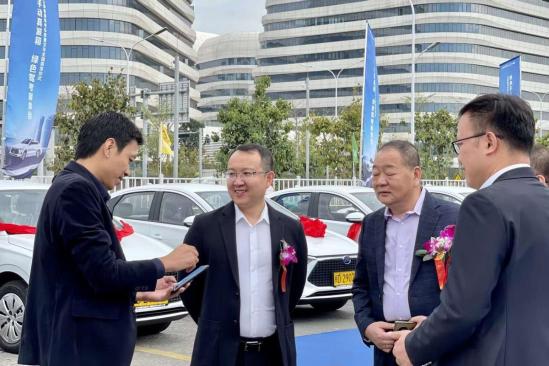 比亚迪e3新能源驾考车批量交车全国首发仪式