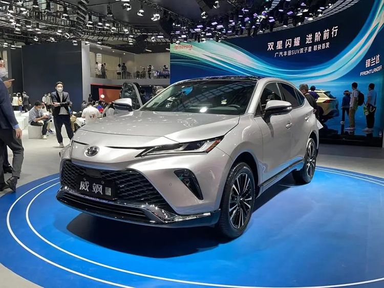 SUPRA “同款”前脸，比威兰达更精致，广汽丰田威飒亮相广州车展
