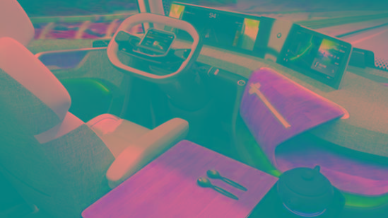 吉利发布高端新能源重卡，续航接近无限，厨房洗浴一应俱全