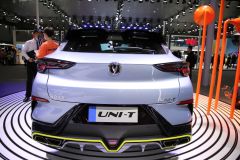 长安汽车-长安UNI-T