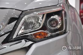 江西五十铃-瑞迈-2.4T经典汽油两驱舒适型标轴版 4K22D4T