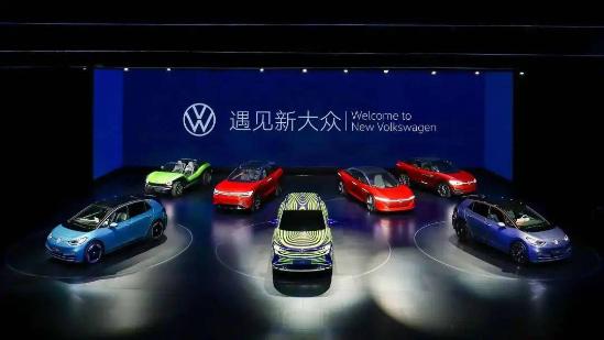 一年狂推9款新车，比大众还猛，丰田是“激进”还是“保守”？