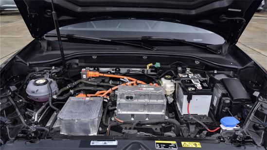 奥迪Q2L e-tron对比Q2L：养车，每年能省1.5万？