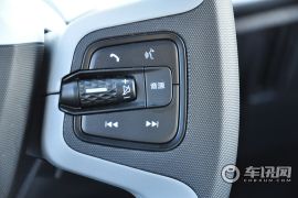 上汽通用五菱-五菱NanoEV-热爱款