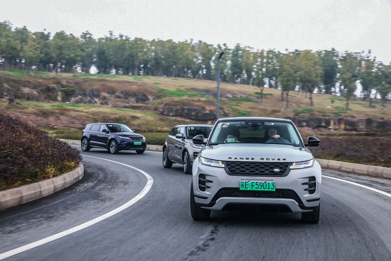 发现未来之光全新路虎揽胜极光L P300e丨路虎发现运动版 P300e