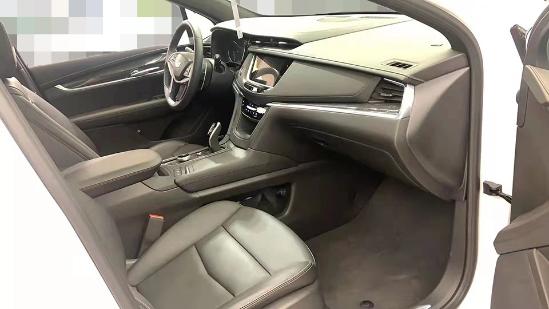 买二线豪华很尴尬？凯迪拉克XT5优惠7.4万元，真香