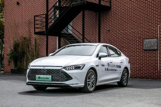 2021年中国车市销量榜单，轿车萎缩，SUV持平，MPV大爆发？