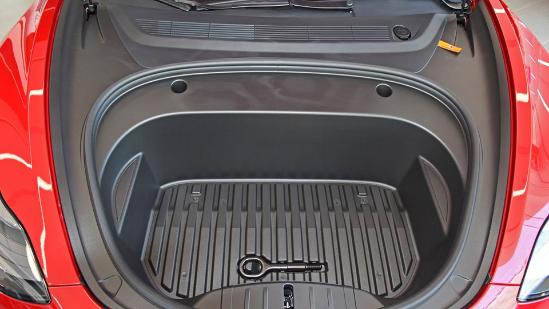 牺牲续航换流畅车机，新款国产Model 3能买？