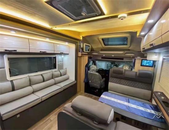 云游侧拓展国六依维柯房车，大厂优势国内性价比之王