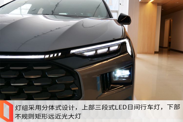 1.1米超大横屏碾压同级？到店体验全新一代福特蒙迪欧