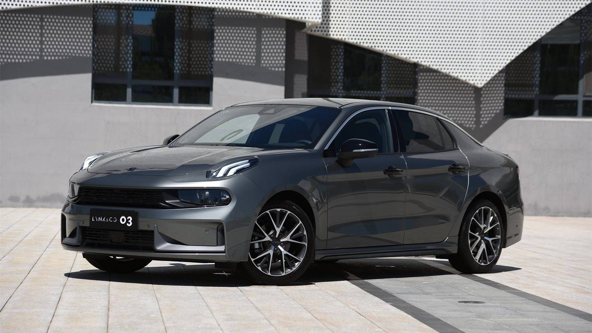 别只盯着蒙迪欧，这6款2.0T轿车15万也能买到，谁是性价比之王？