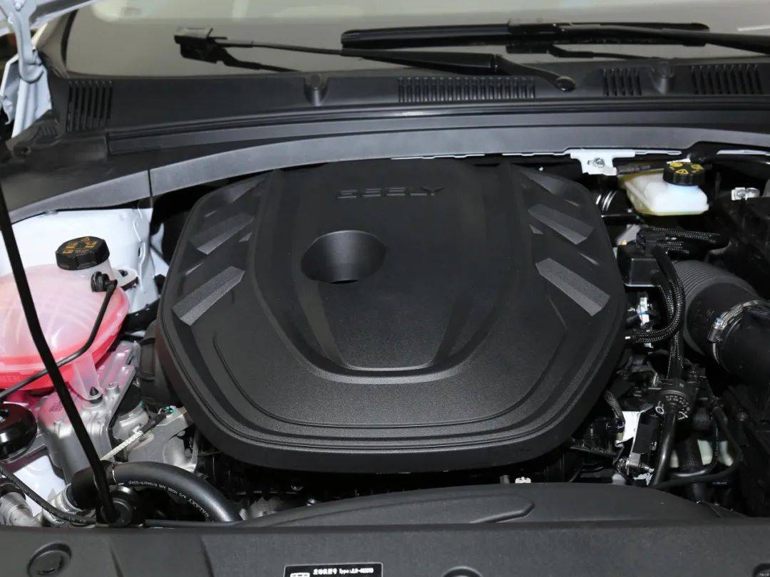 别只盯着蒙迪欧，这6款2.0T轿车15万也能买到，谁是性价比之王？