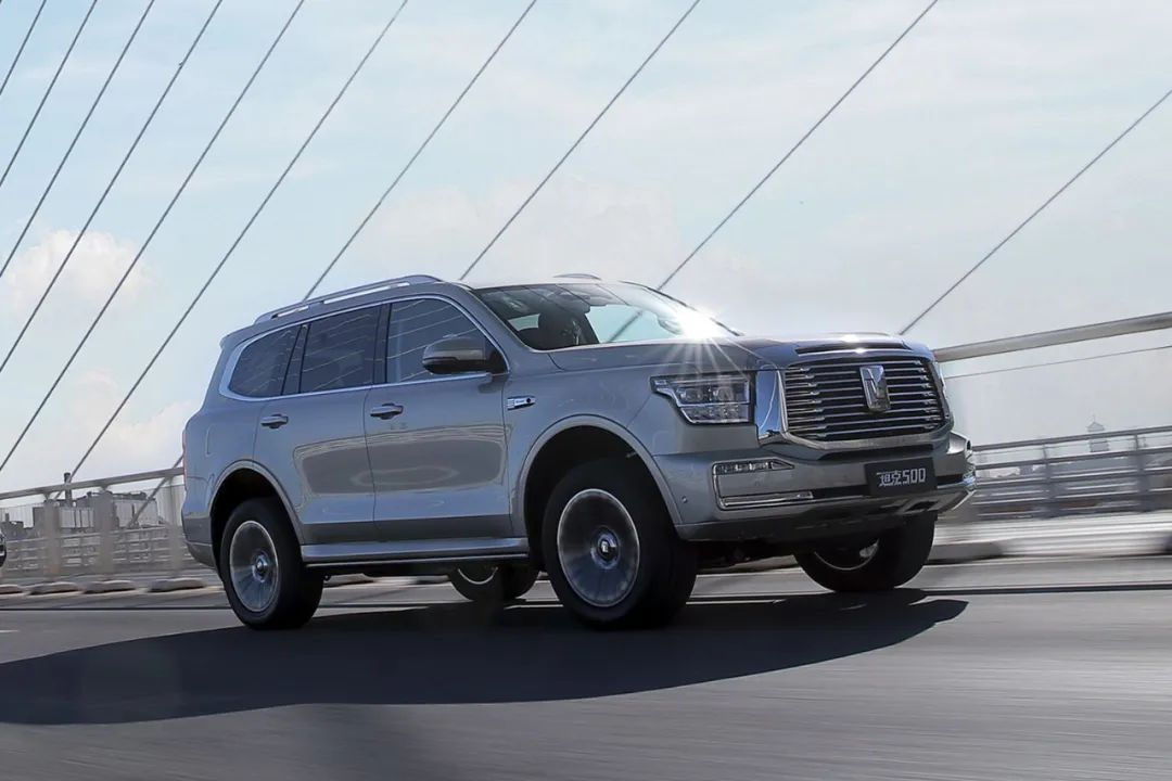 留住燃油车的尊严，3、40万买辆六缸车，你会爱上那种感觉