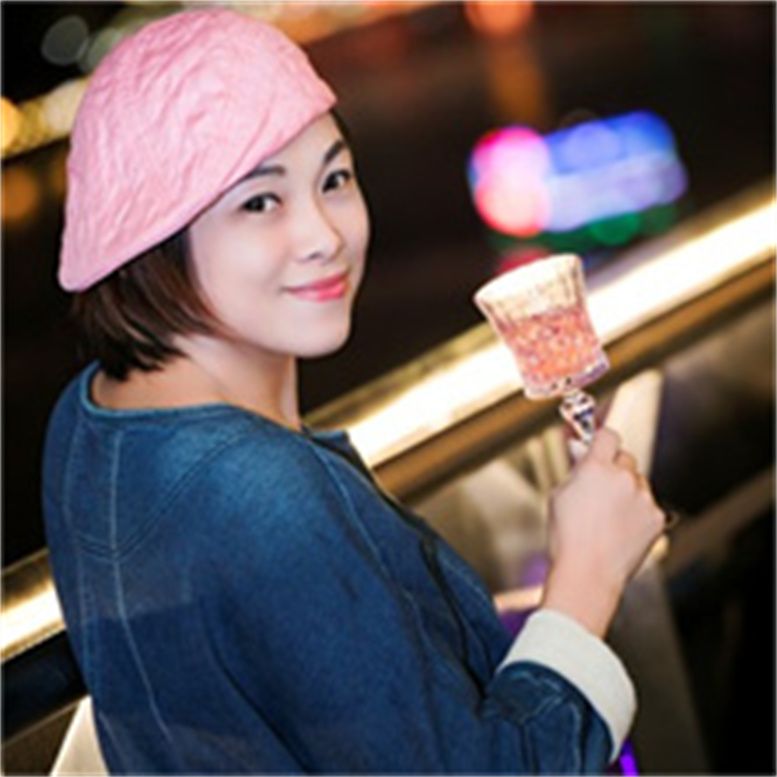 广州锦星行梅赛德斯-EQ美学艺术沙龙     