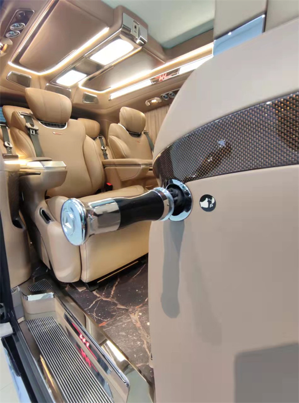 新款奔驰V260L改装高顶全隔断，众神系列豪华七座商务车