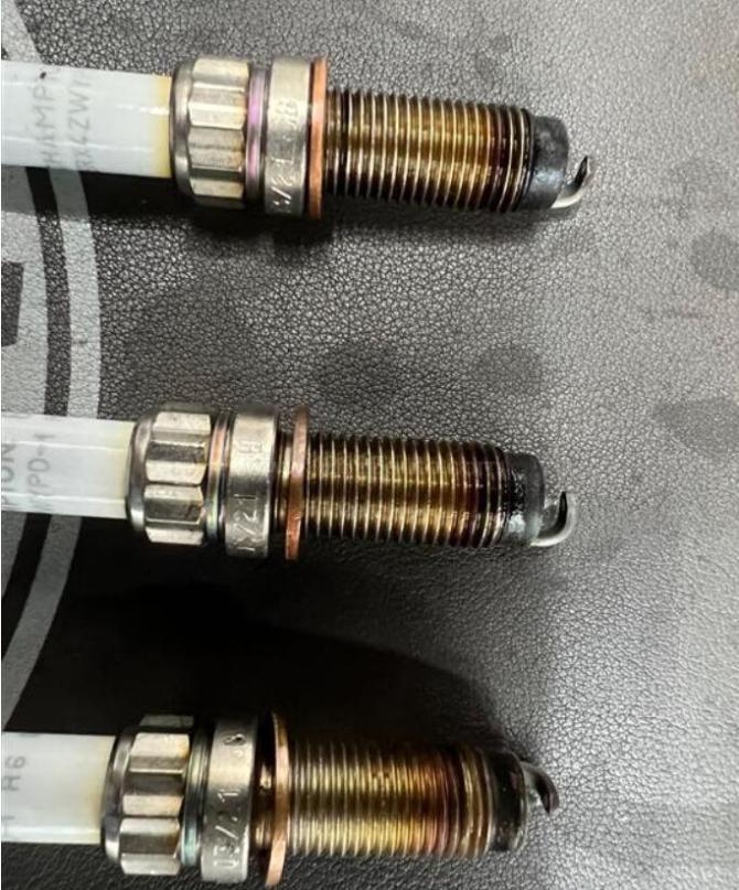 宝马5系车型烧机油，1.jpg