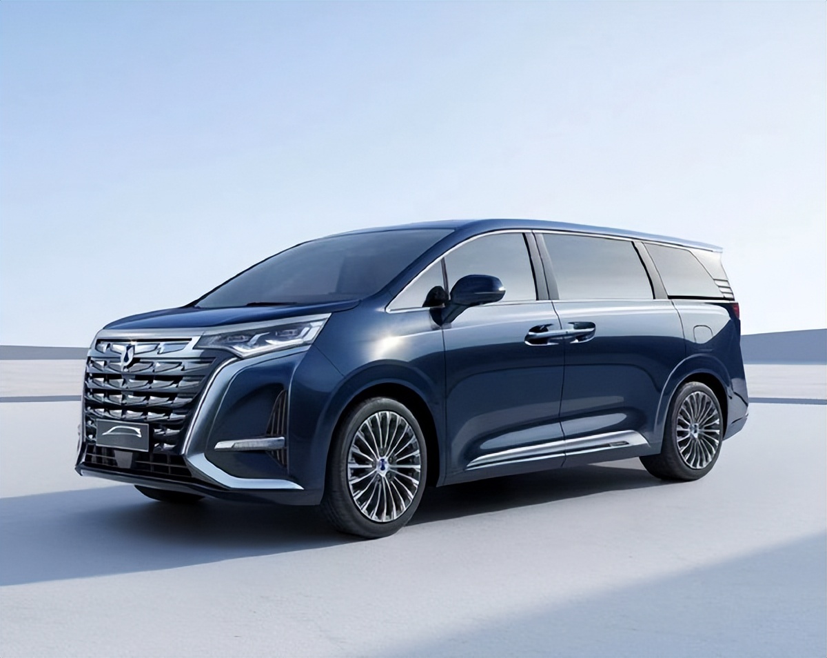 比亚迪高端MPV腾势D9曝光，推两种动力车型，续航超1000公里