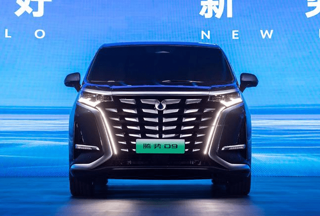 比亚迪 PK 东风，腾势D9和岚图梦想家，谁能代表中国高端MPV？